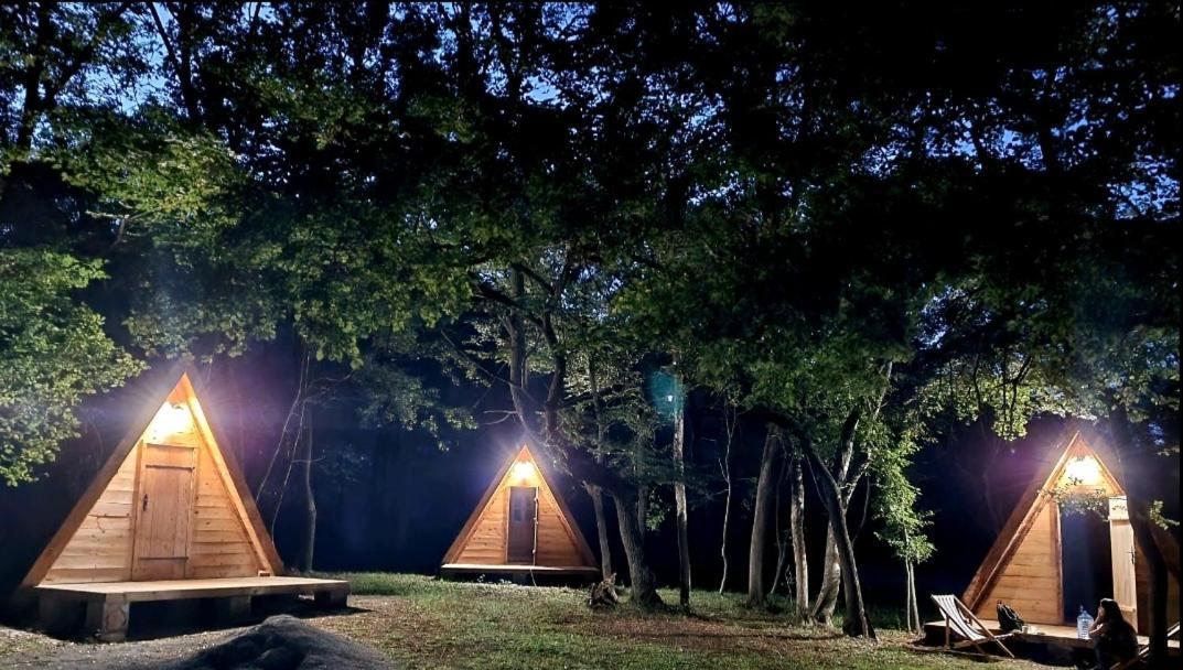 Wolf & Sheep Nature & Adventure ポドゴリツァ エクステリア 写真